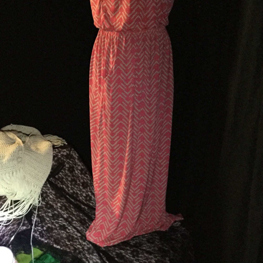 SUNDRESS - Picture 3 of 3